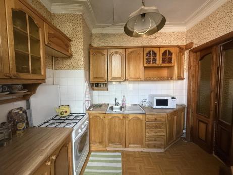Продажа квартир в Твери - купить квартиру с отделкой и без, цены 2021 — Квартира 3-к, Тверь, Орджоникидзе 30/46 — фото