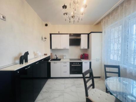 Продажа квартир в Твери - купить квартиру с отделкой и без, цены 2021 — Квартира 1-к, Тверь, ул. Склизкова, д. 116, корп. 4 — фото